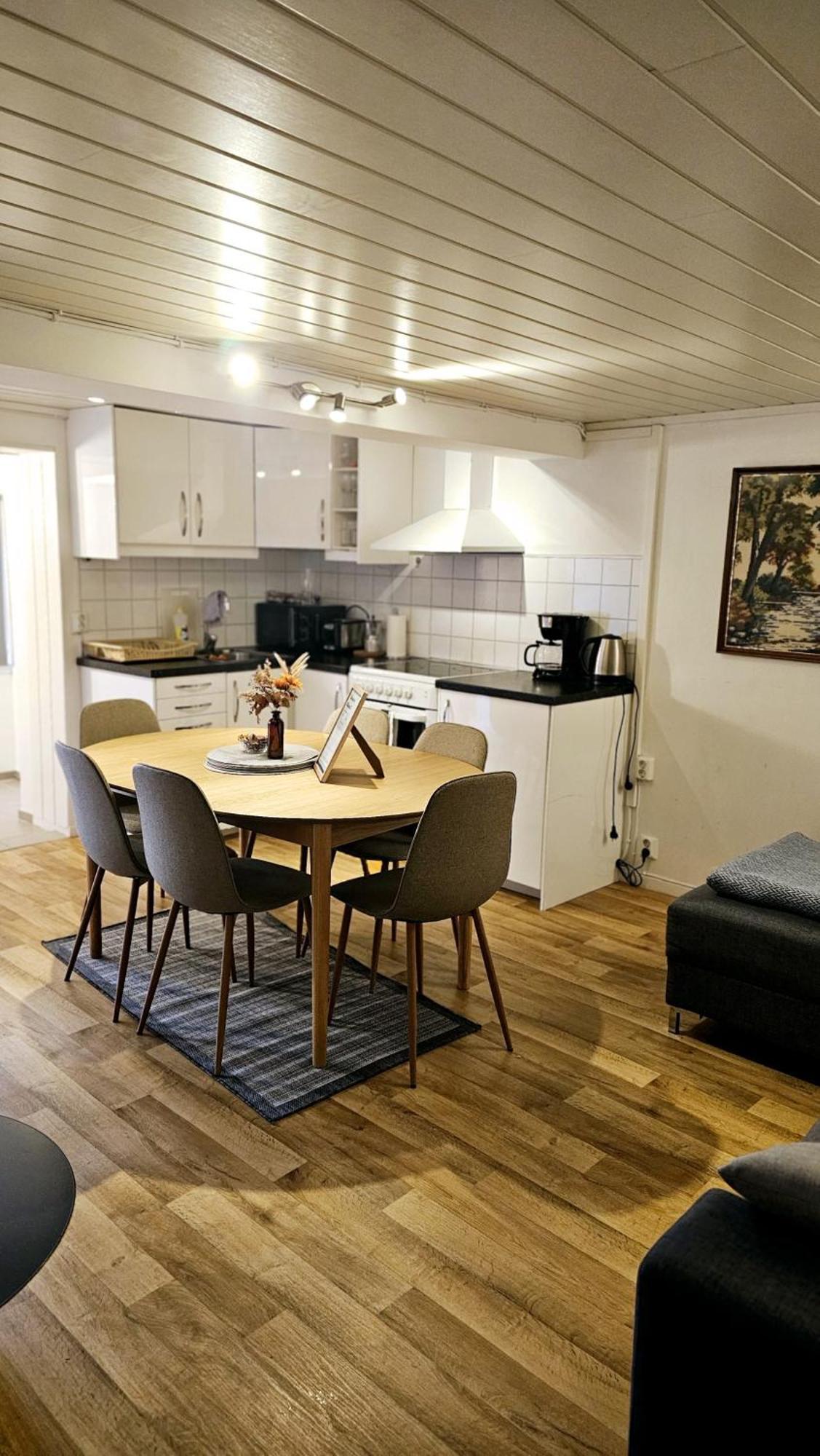 Central And Large Cosey Apartment Stavanger Exterior foto